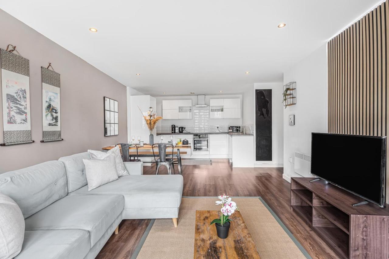 Oriental Suite 2 Bed 2 Bath Netflix And Free Parking, Games- Maihom Birmingham Exterior foto